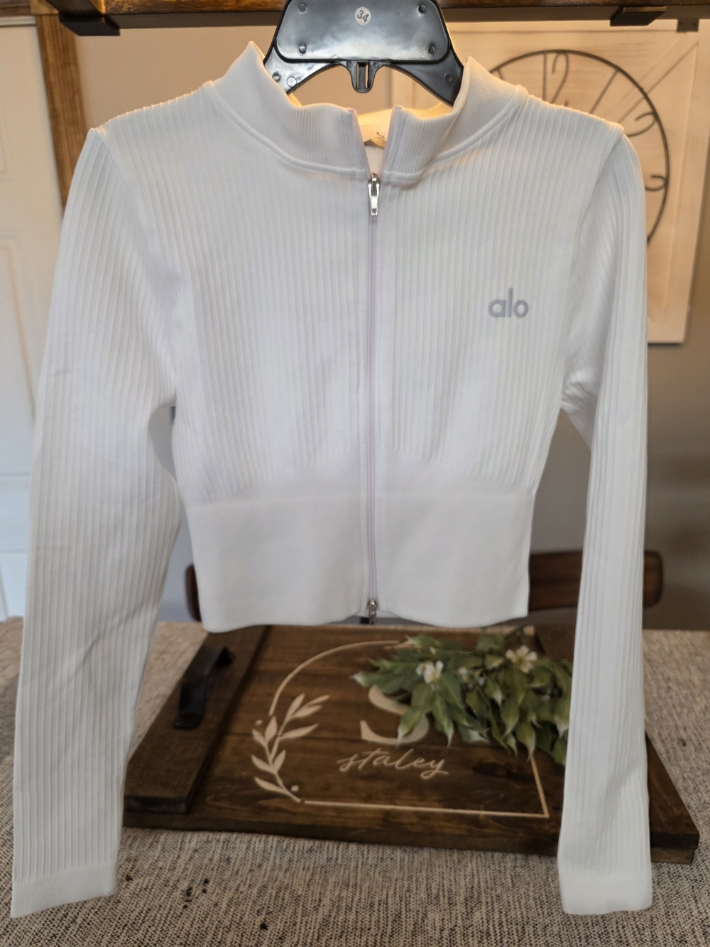 ALO Yoga White Ribbed Zip-Up Cropped Hoodie